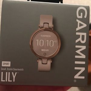 Garmin Lily Smartwatch/Tracker